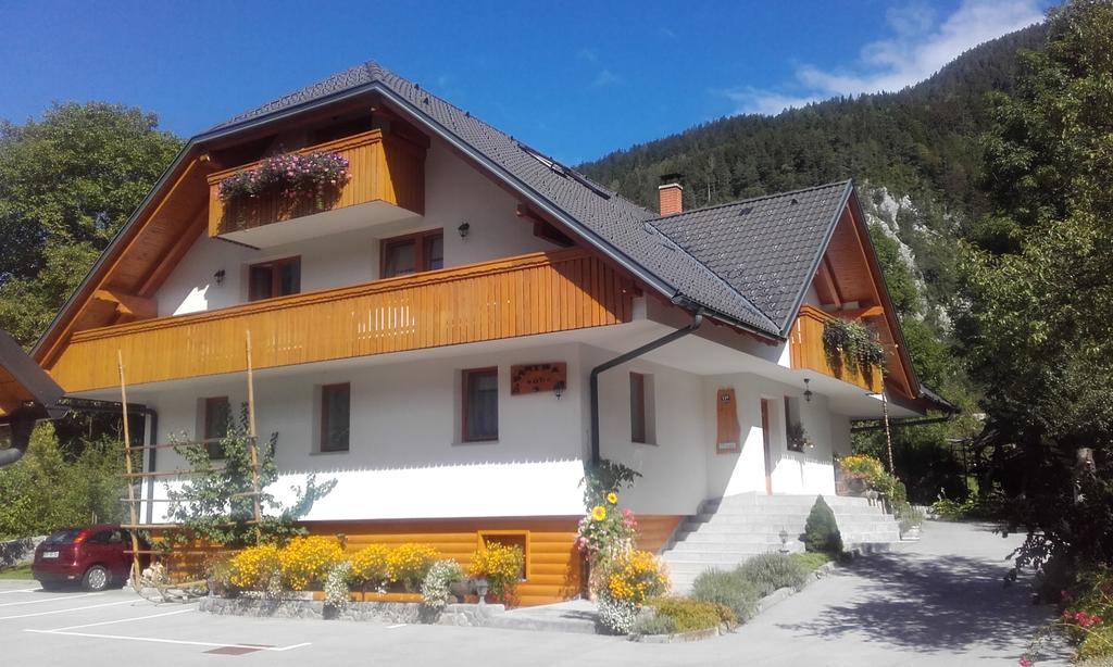 Apartments And Rooms Martuljk Kranjska Gora Exterior photo